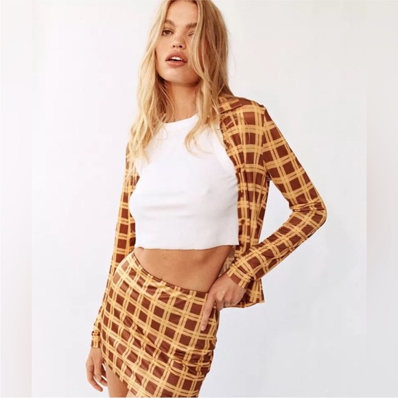 With Jean Set - Picture 2 of 6